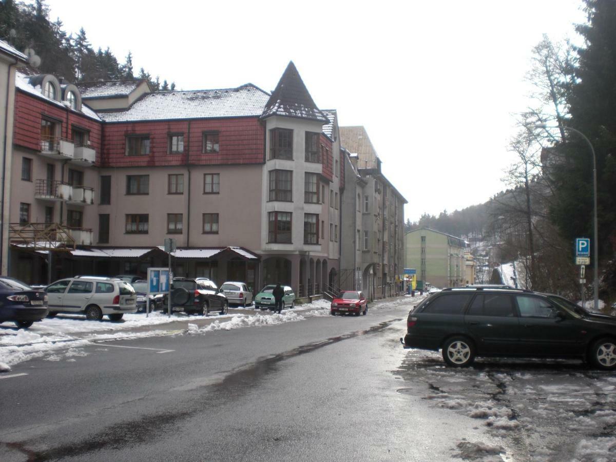 Apartman Pod Klinovcem Jáchymov Exteriör bild